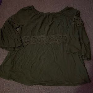 Hunter green umgee top with bell sleeves
